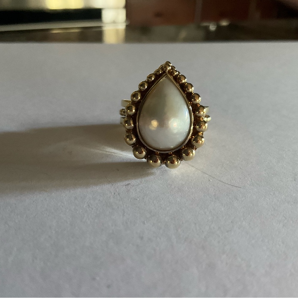 925 Gold Plated Sterling Silver Mobe Pearl Ring by JOLA